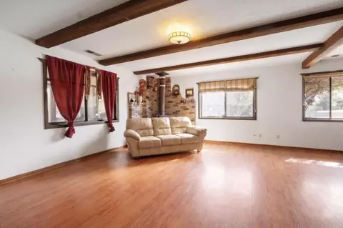 Living - 823 Rice Canyon Rd, Fallbrook, CA 92028 photo 1 of 2