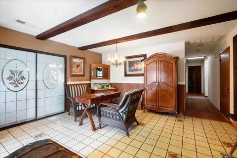 Entry Way - 823 Rice Canyon Rd, Fallbrook, CA 92028 photo 2 of 3