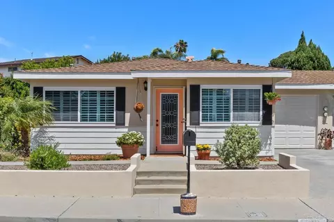 3240 Calle Osuna, Oceanside, CA 92056