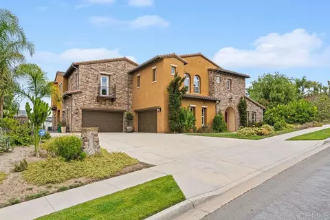 Exterior - 5544 Papagallo Dr, Oceanside, CA 92057 photo 2 of 10