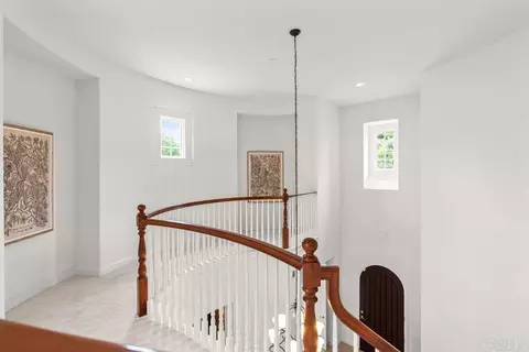 Entry Way - 5544 Papagallo Dr, Oceanside, CA 92057 photo 10 of 15