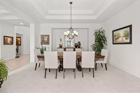 Dining - 5544 Papagallo Dr, Oceanside, CA 92057 photo 2 of 3