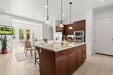 Kitchen - 5544 Papagallo Dr, Oceanside, CA 92057 photo 5 of 6