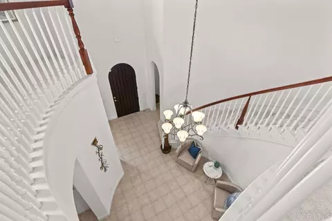 Entry Way - 5544 Papagallo Dr, Oceanside, CA 92057 photo 9 of 15