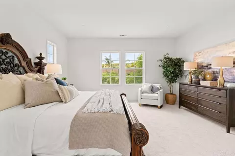 Bedroom - 5544 Papagallo Dr, Oceanside, CA 92057 photo 3 of 8