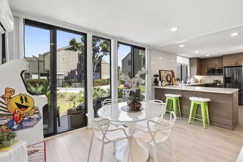 Dining - 675 S Sierra #7, Solana Beach, CA 92075 photo 2 of 3