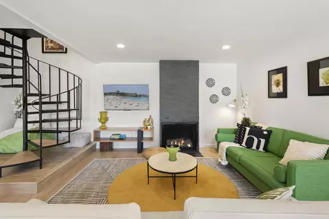 Living - 675 S Sierra #7, Solana Beach, CA 92075 photo 2 of 3