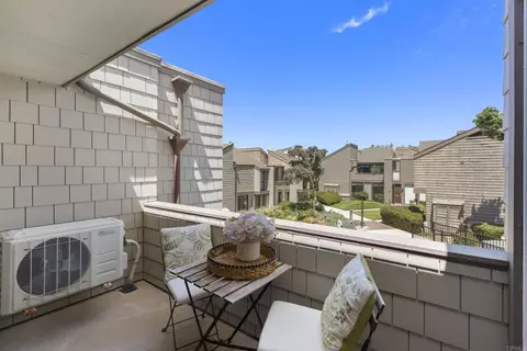 Exterior - 675 S Sierra #7, Solana Beach, CA 92075 photo 4 of 12