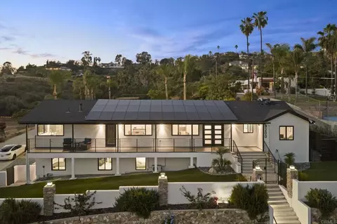 9200 Tropico Dr, La Mesa, CA 91941