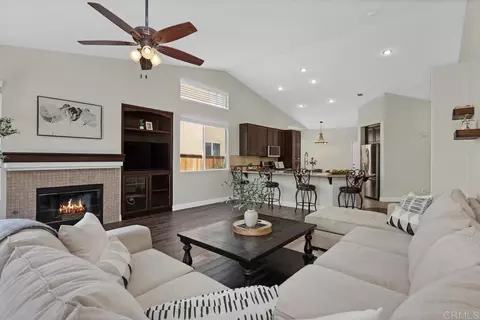 3327 Avocado Vista Ln, Fallbrook, CA 92028