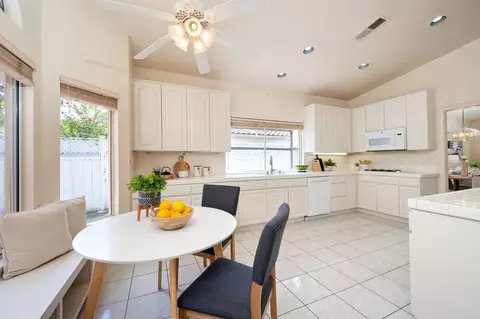 Kitchen - 354 Benevente Dr, Oceanside, CA 92057 photo 2 of 4