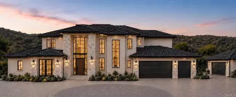 Via Ambiente, Rancho Santa Fe, CA 92067