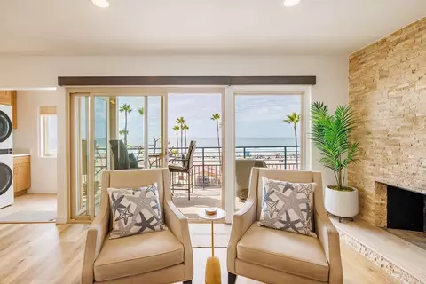 Living - 1202 N Pacific St #402A, Oceanside, CA 92054 photo 1 of 4