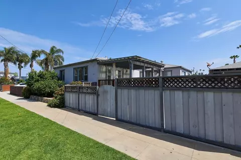 712 S Myers St, Oceanside, CA 92054