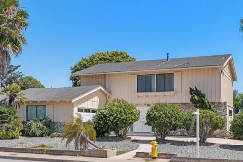 3211 Mercer Ln, San Diego, CA 92122