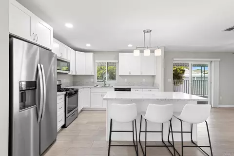 525 W El Norte Pkwy #SPC 206, Escondido, CA 92026