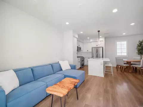 Living - 340 Millstream Ct, Santee, CA 92071 photo 5 of 5