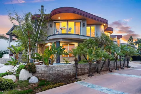 1477 Neptune Ave, Encinitas, CA 92024