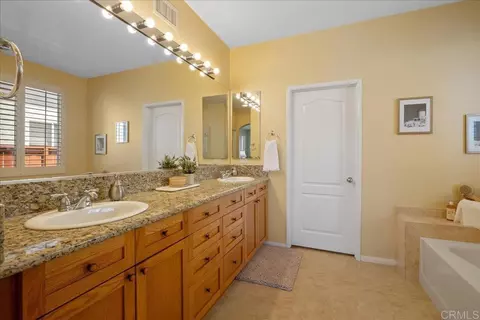 Bath - 1608 Sapphire Dr, Carlsbad, CA 92011 photo 1 of 3