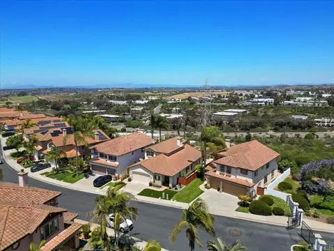 View/Area - 1608 Sapphire Dr, Carlsbad, CA 92011 photo 6 of 7