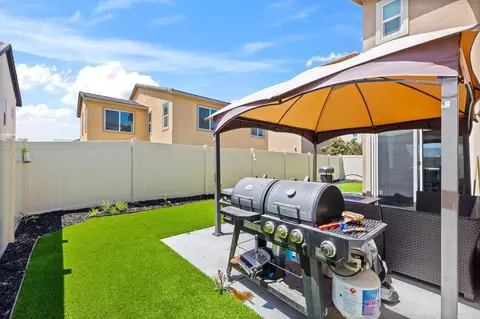 Exterior - 32257 Jeter Ln, Menifee, CA 92584 photo 4 of 7