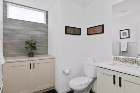 Bath - 2511 State St, Carlsbad, CA 92008 photo 2 of 5