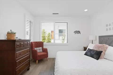 Bedroom - 2511 State St, Carlsbad, CA 92008 photo 3 of 3