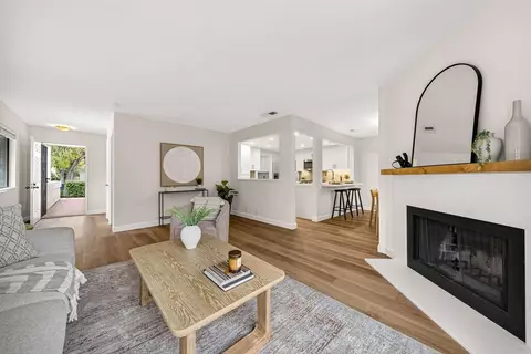 Living - 3143 Avenida Olmeda, Carlsbad, CA 92009 photo 4 of 4