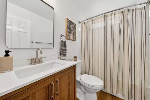 Bath - 3143 Avenida Olmeda, Carlsbad, CA 92009 photo 7 of 7