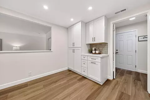 Entry Way - 3143 Avenida Olmeda, Carlsbad, CA 92009 photo 1 of 4