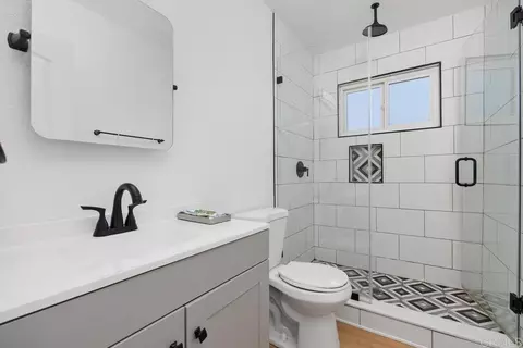 Bath - 4009 Genine Dr, Oceanside, CA 92056 photo 1 of 3