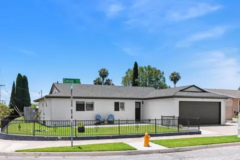 4009 Genine Dr, Oceanside, CA 92056