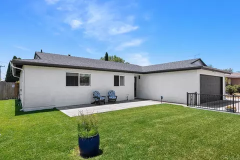 Exterior - 4009 Genine Dr, Oceanside, CA 92056 photo 6 of 8