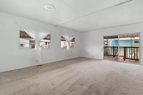 1010 E Bobier Dr #151, Vista, CA 92084 photo 7