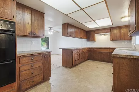 Kitchen - 3655 Lupine Ln, Fallbrook, CA 92028 photo 1 of 5