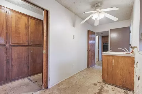 Entry Way - 3655 Lupine Ln, Fallbrook, CA 92028 photo 4 of 4