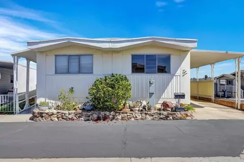 287 Robin Ln, Oceanside, CA 92057