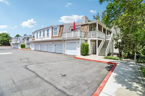 Exterior - 5070 Via Manos #B, Oceanside, CA 92057 photo 1 of 7