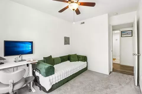 Bedroom - 5070 Via Manos #B, Oceanside, CA 92057 photo 3 of 4