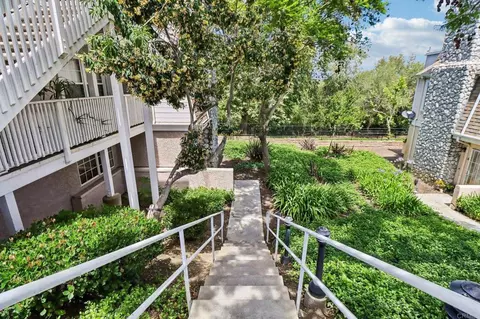 Exterior - 5070 Via Manos #B, Oceanside, CA 92057 photo 7 of 7