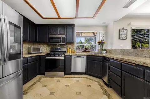 Kitchen - 16252 Swartz Canyon Rd, Ramona, CA 92065 photo 1 of 4