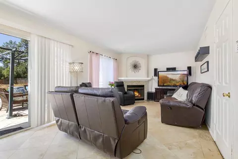 Living - 16252 Swartz Canyon Rd, Ramona, CA 92065 photo 3 of 5