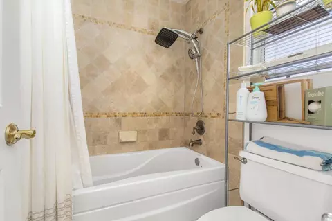 Bath - 16252 Swartz Canyon Rd, Ramona, CA 92065 photo 4 of 4