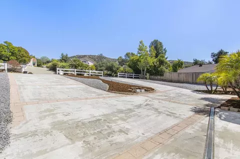 Exterior - 16252 Swartz Canyon Rd, Ramona, CA 92065 photo 5 of 20
