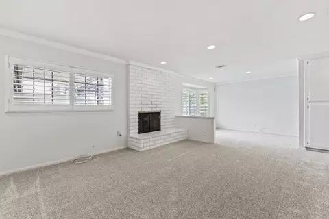 Living - 151 E Palm Lane Dr, Redlands, CA 92373 photo 9 of 10