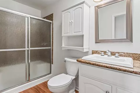 Bath - 151 E Palm Lane Dr, Redlands, CA 92373 photo 3 of 3