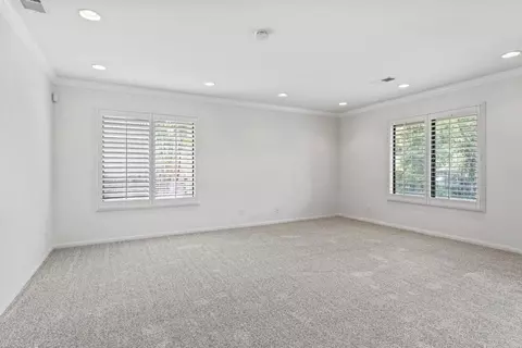 Living - 151 E Palm Lane Dr, Redlands, CA 92373 photo 3 of 10