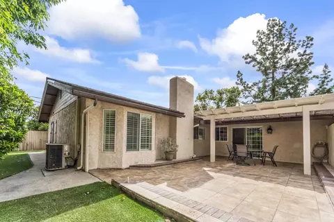 Exterior - 151 E Palm Lane Dr, Redlands, CA 92373 photo 8 of 8