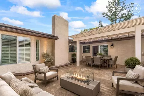 Exterior - 151 E Palm Lane Dr, Redlands, CA 92373 photo 3 of 8