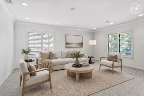 Living - 151 E Palm Lane Dr, Redlands, CA 92373 photo 2 of 10